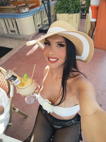 Los , 26 Latino/Hispanic transgender escort, Harrisburg